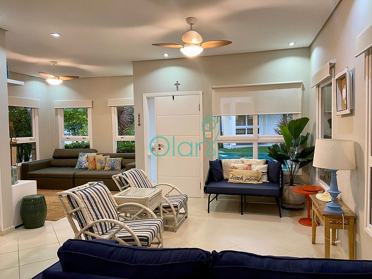 Casa de condomínio a 50m da praia com 4 suítes e piscina pri