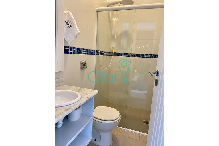 Casa de condomínio a 50m da praia com 4 suítes e piscina pri