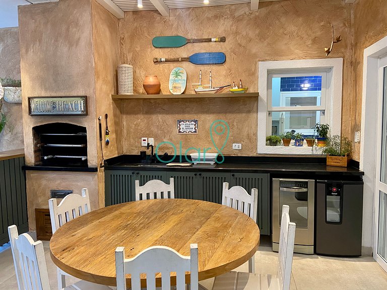 Casa de condomínio a 50m da praia com 4 suítes e piscina pri