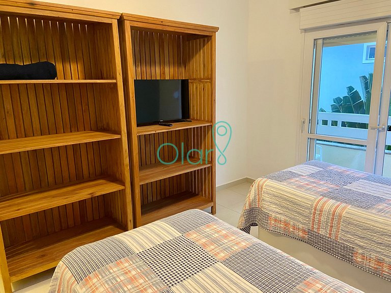 Casa de condomínio a 50m da praia com 4 suítes e piscina pri