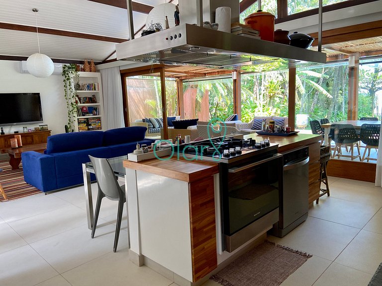 Casa fora de condomínio, pé na areia, para até 9 pessoas