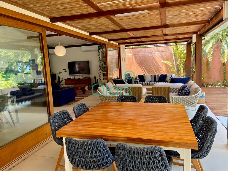 Casa fora de condomínio, pé na areia, para até 9 pessoas