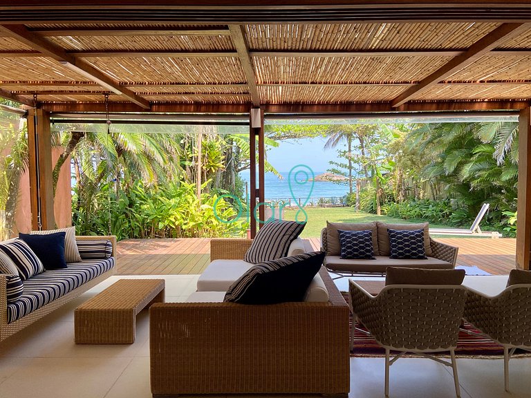 Casa fora de condomínio, pé na areia, para até 9 pessoas