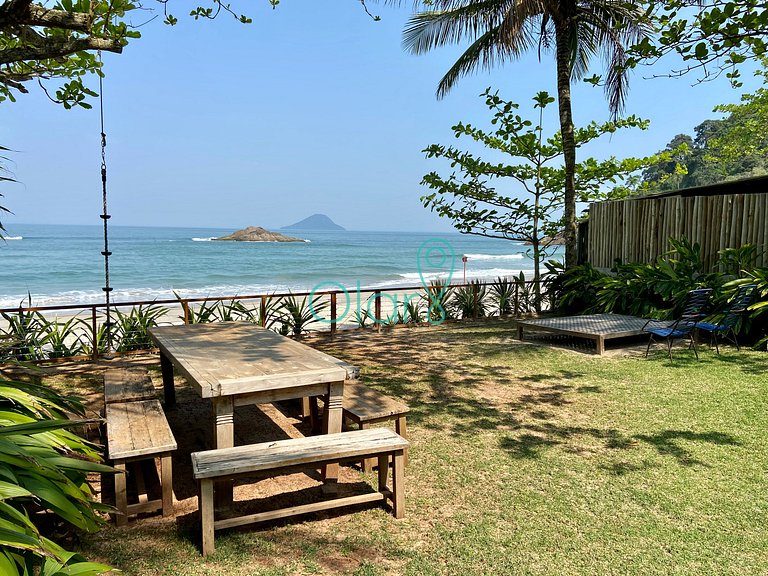 Casa fora de condomínio, pé na areia, para até 9 pessoas