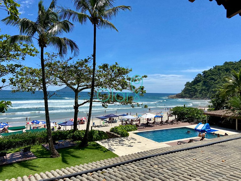 Casa em condomínio com 5 suítes, pé-na-areia, em Juquehy