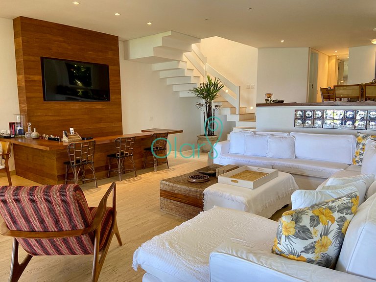 Casa em condomínio com 5 suítes, pé-na-areia, em Juquehy