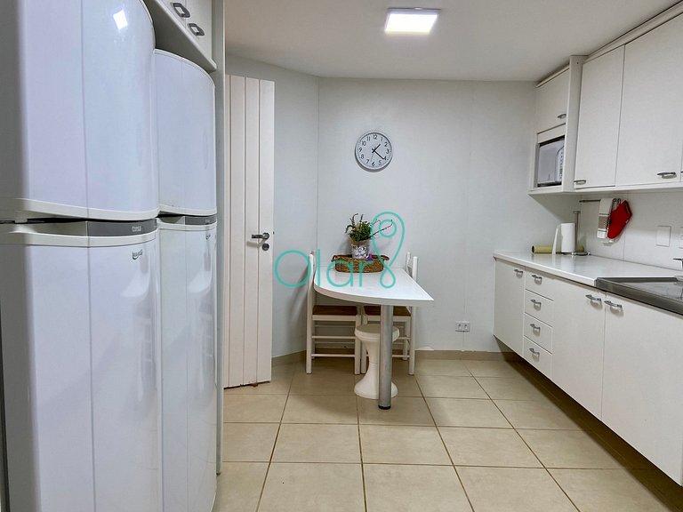 Casa em condomínio com 5 suítes, pé-na-areia, em Juquehy