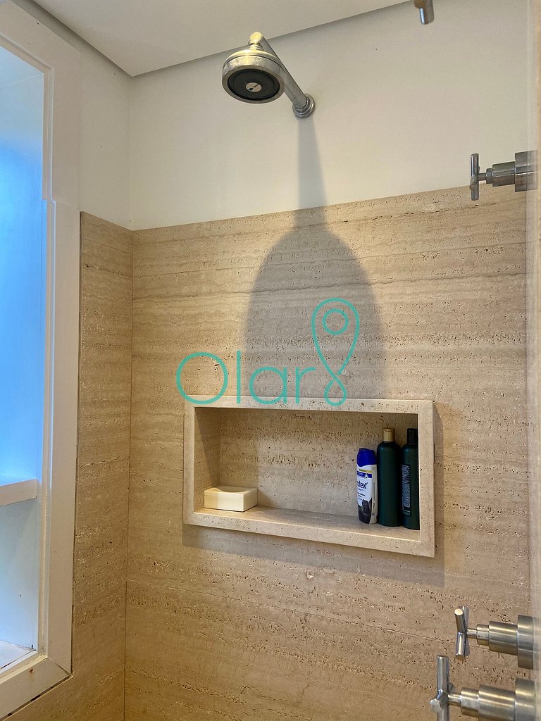 Casa em condomínio com 5 suítes, pé-na-areia, em Juquehy