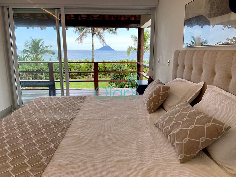 Casa Pé na Areia com 6 Suítes em Condomínio na Barra do Una