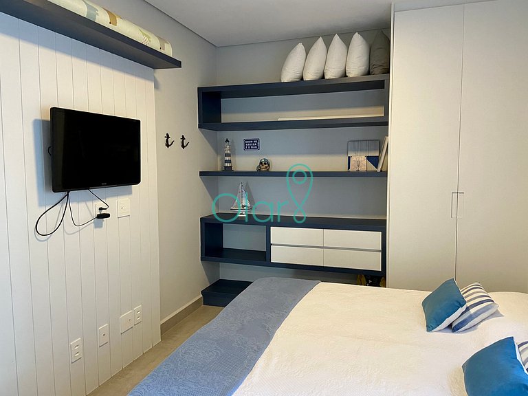 Casa em condomínio pé na areia, piscina privativa, com 4 suí