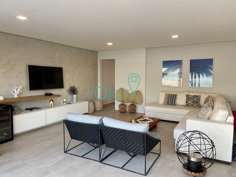 Casa em condomínio pé na areia, piscina privativa, com 4 suí