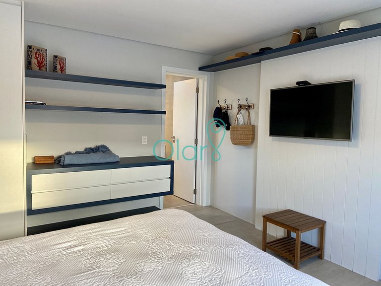 Casa em condomínio pé na areia, piscina privativa, com 4 suí