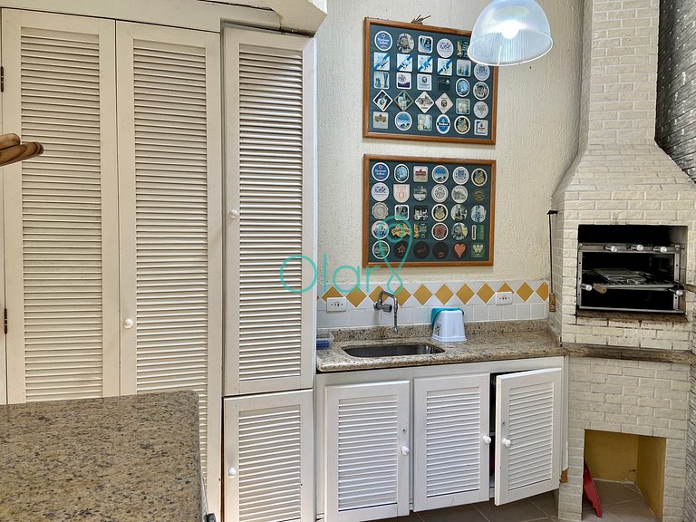 Casa em condomínio com apoio de praia e 4 suítes em Juquehy