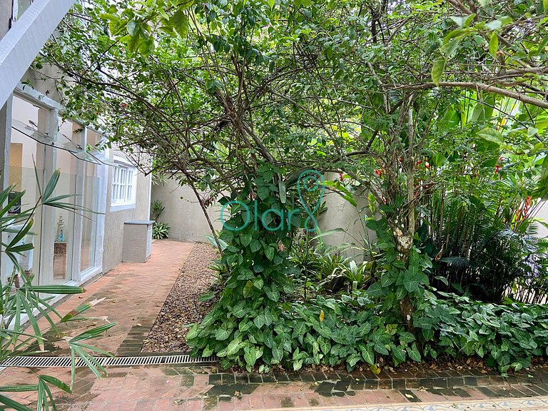 Casa Fora de Condomínio com 7 Quartos e Piscina Privativa de