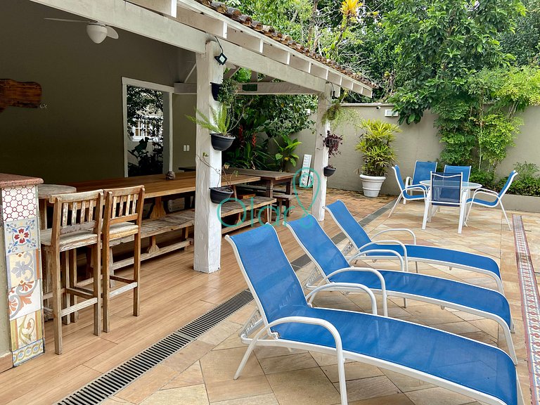 Casa Fora de Condomínio com 7 Quartos e Piscina Privativa de
