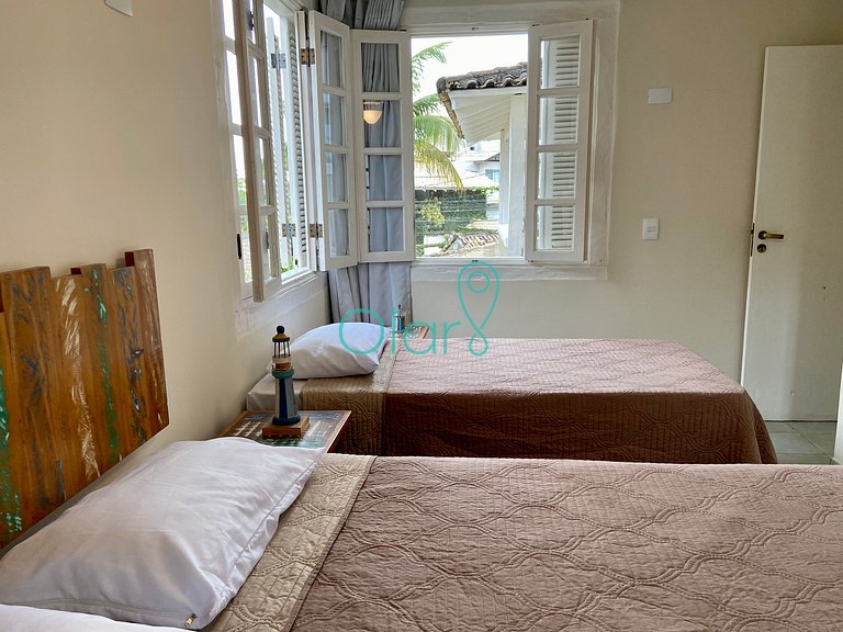 Casa Fora de Condomínio com 7 Quartos e Piscina Privativa de