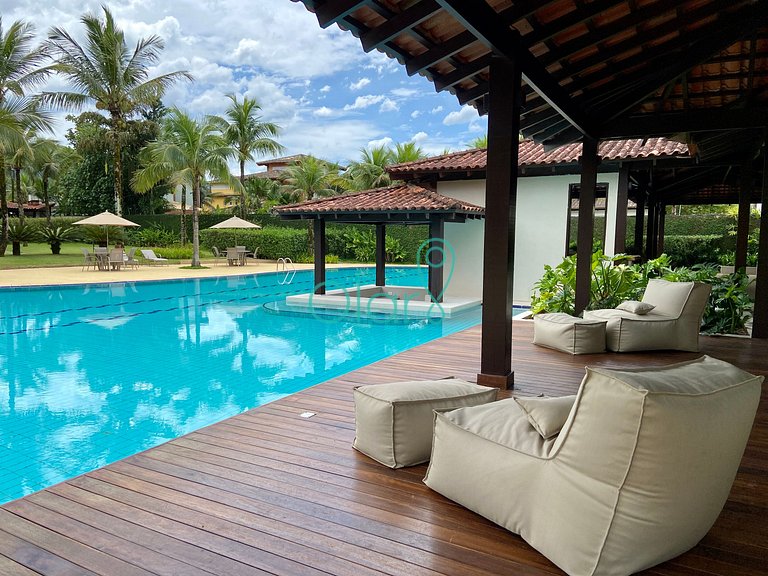 Casa em condomínio com 4 suítes na Praia da Baleia