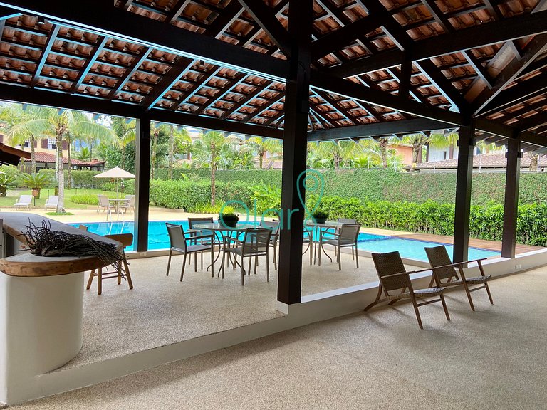 Casa em condomínio com 4 suítes na Praia da Baleia