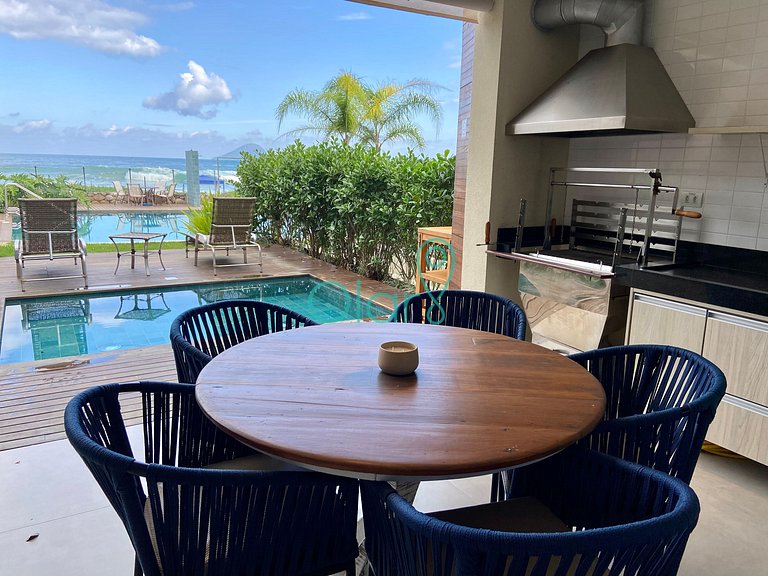 Casa pé na areia em condomínio com 4 suítes e piscina privat