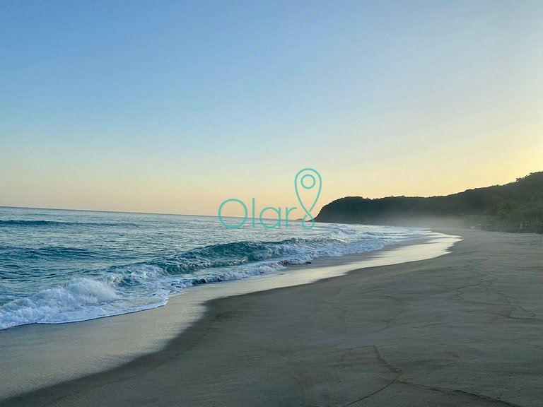 Casa pé na areia em condomínio com 4 suítes na Barra do Una