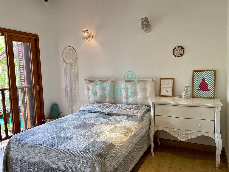 Casa pé na areia em condomínio com 4 suítes na Barra do Una