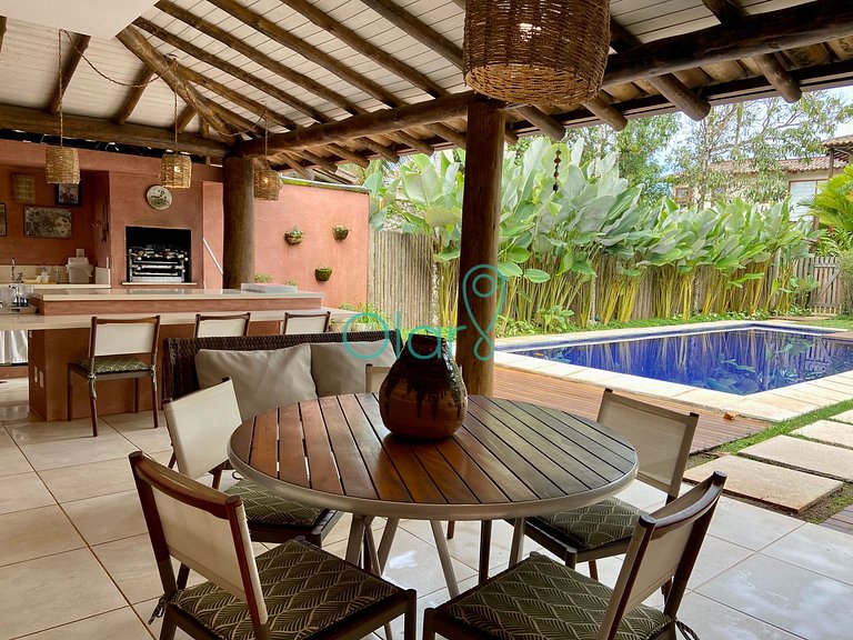 Casa pé na areia em condomínio com 4 suítes na Barra do Una