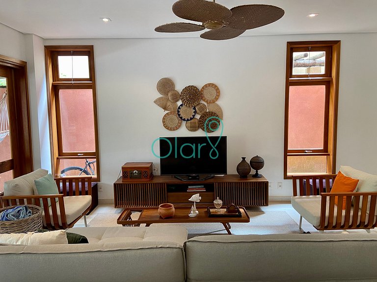 Casa pé na areia em condomínio com 4 suítes na Barra do Una