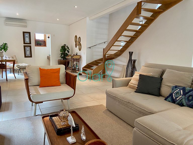 Casa pé na areia em condomínio com 4 suítes na Barra do Una