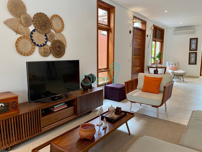 Casa pé na areia em condomínio com 4 suítes na Barra do Una