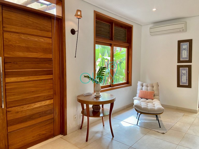 Casa pé na areia em condomínio com 4 suítes na Barra do Una