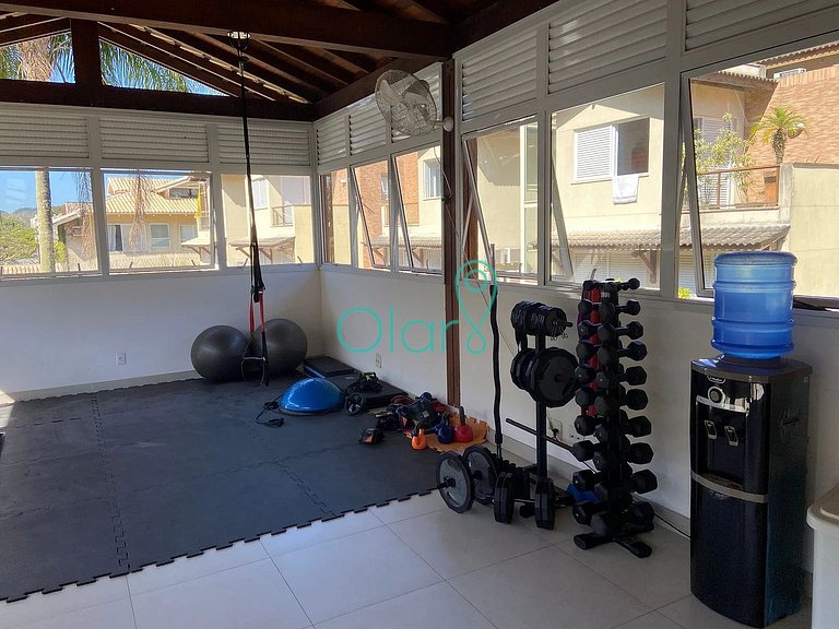 Casa de condomínio com 4 suítes à beira mar com vista panorâ