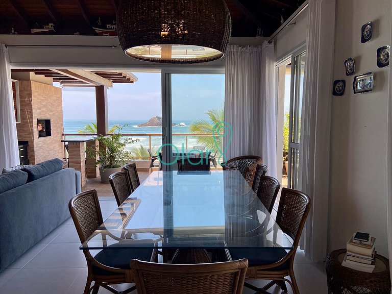 Casa de condomínio com 4 suítes à beira mar com vista panorâ