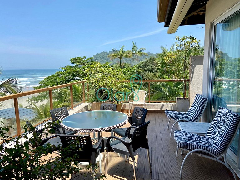 Casa de condomínio com 4 suítes à beira mar com vista panorâ