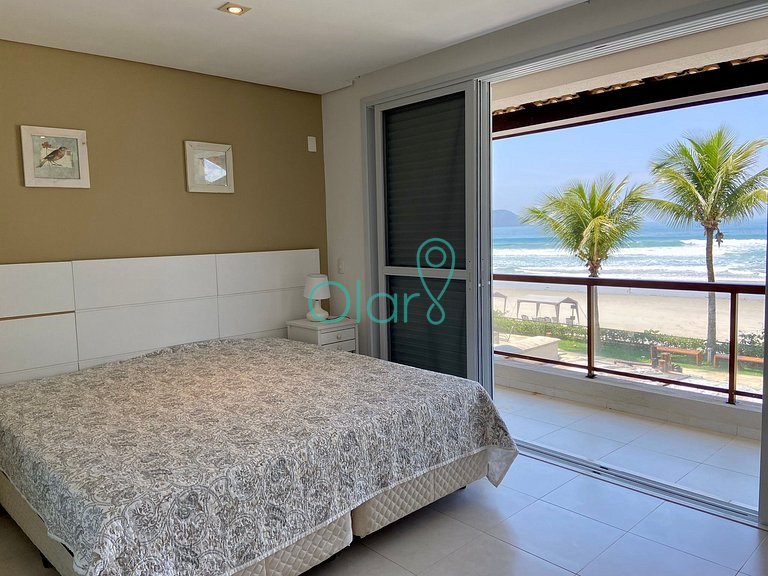 Casa de condomínio com 4 suítes à beira mar com vista panorâ
