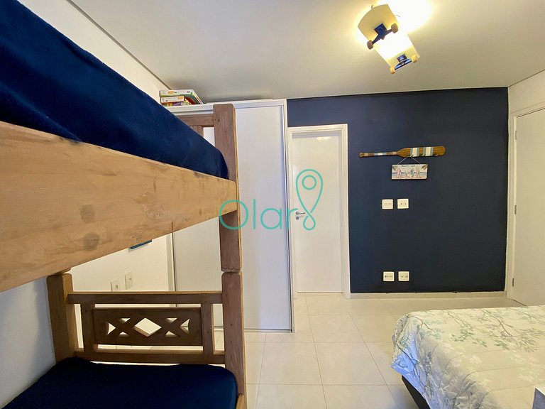 Casa de condomínio com 4 suítes à beira mar com vista panorâ