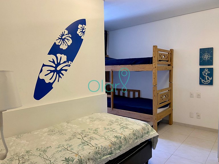 Casa de condomínio com 4 suítes à beira mar com vista panorâ