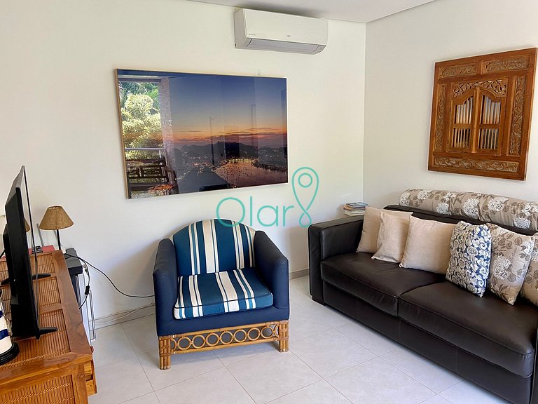 Casa de condomínio com 4 suítes à beira mar com vista panorâ