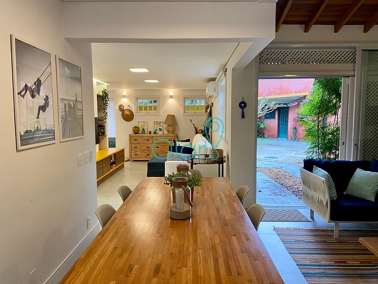 Casa Muito Bem Decorada e Equipada em Frente ao Badauê em Ju