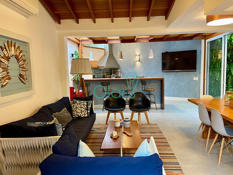 Casa Muito Bem Decorada e Equipada em Frente ao Badauê em Ju