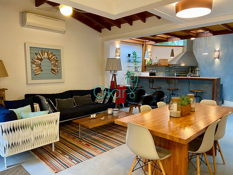 Casa Muito Bem Decorada e Equipada em Frente ao Badauê em Ju